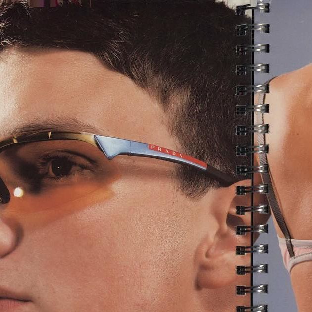 Les lunettes Prada ou succès de l'accessoire